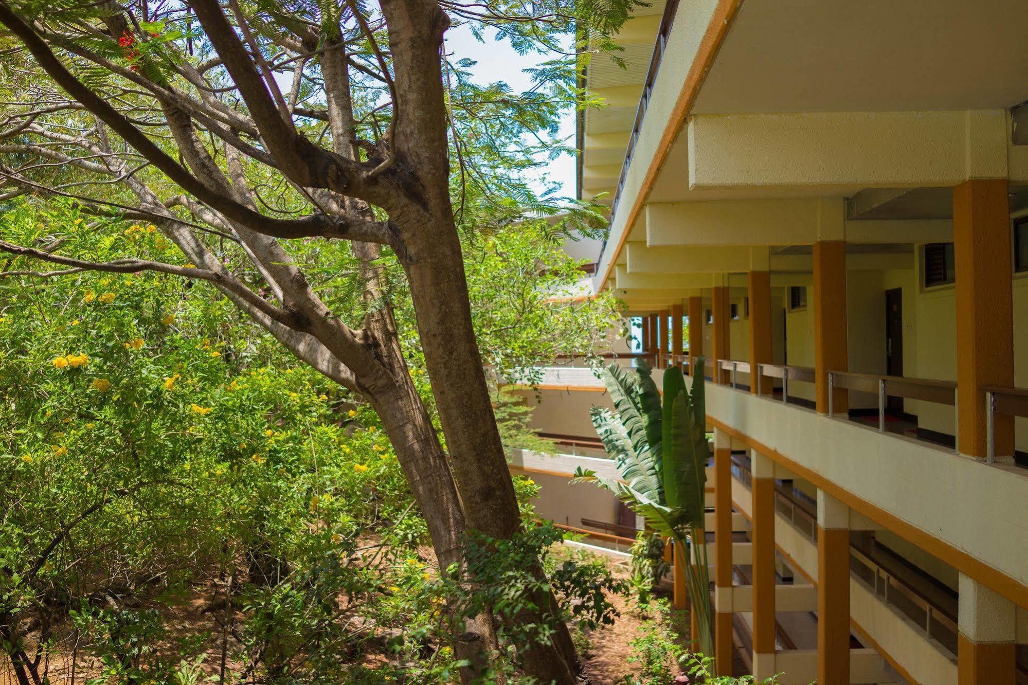 Bintumani Hotel Freetown Extérieur photo