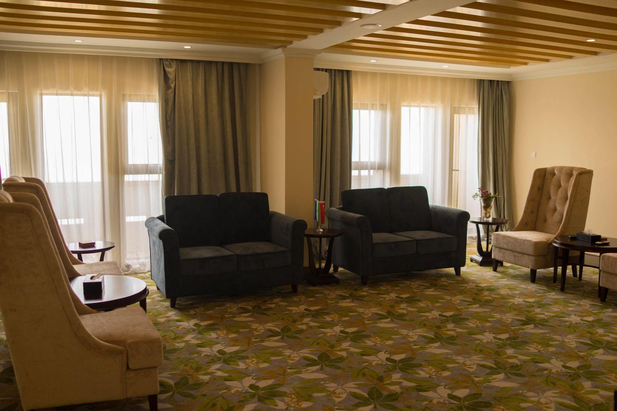 Bintumani Hotel Freetown Extérieur photo