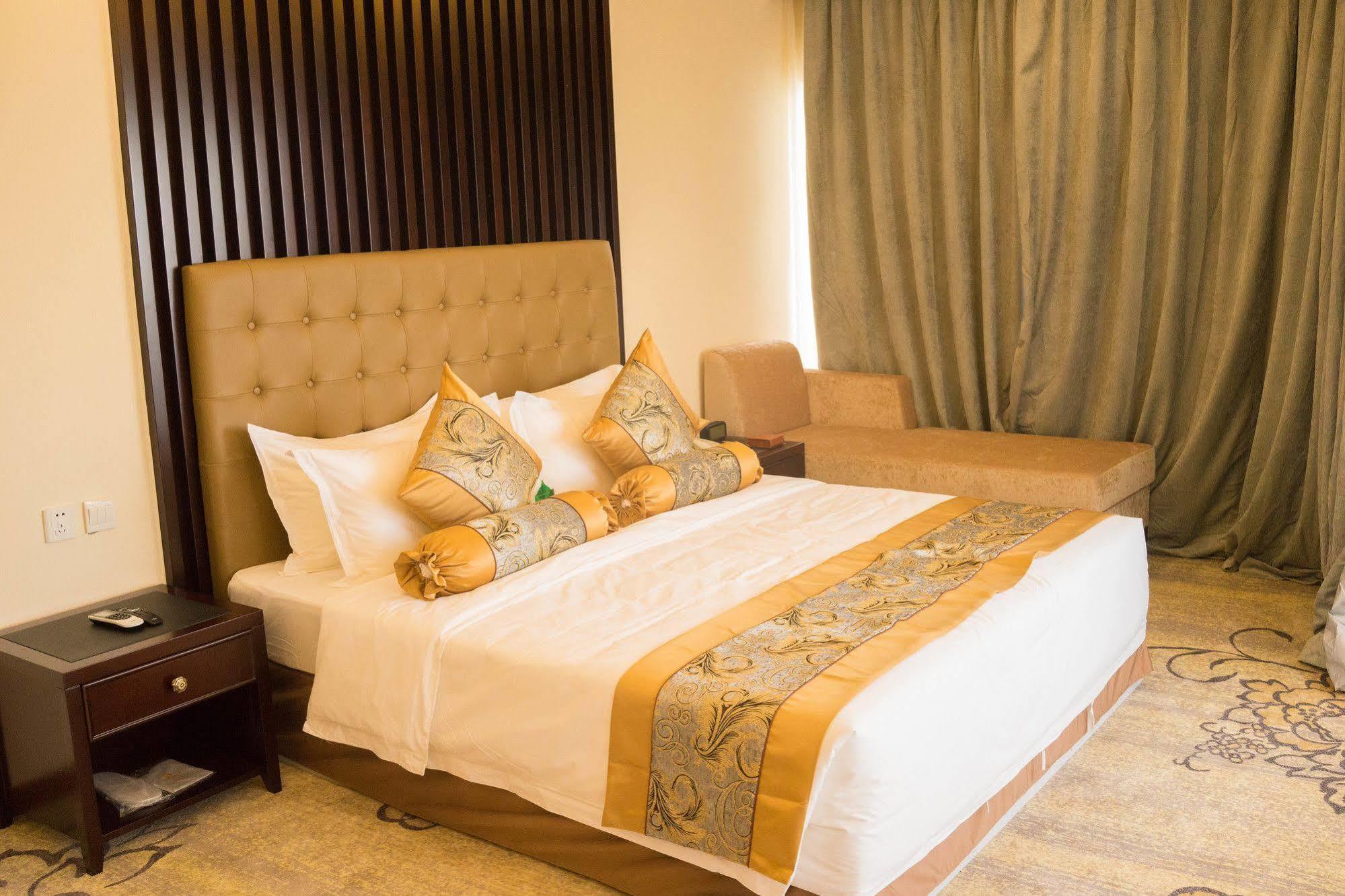 Bintumani Hotel Freetown Extérieur photo